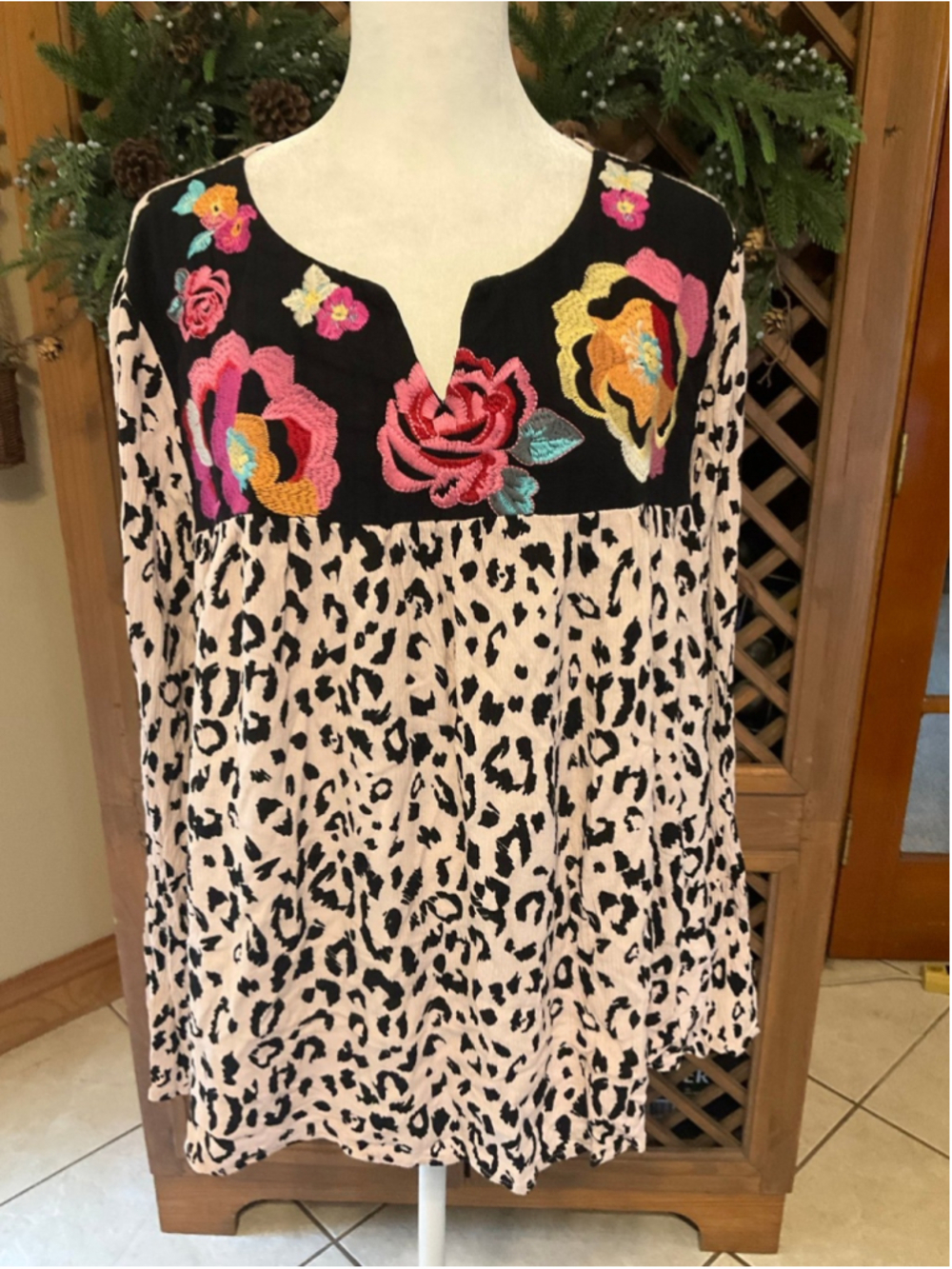 Savanna Jane 1X Embroidered Floral Leopard Print Boho Tunic Top